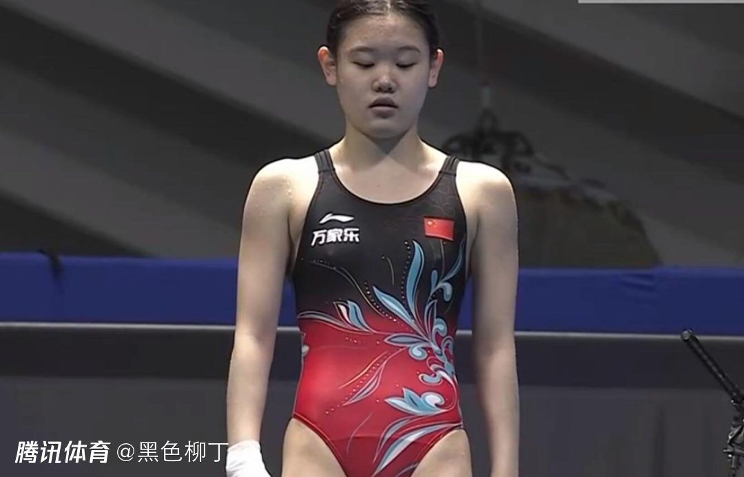 大胸美女诱惑